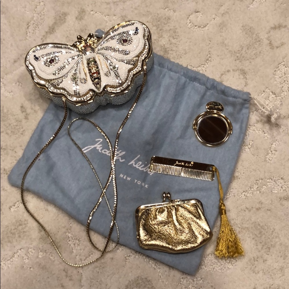 ❤️❤️Judith Leiber butterfly clutc… - Picture 4 of 8